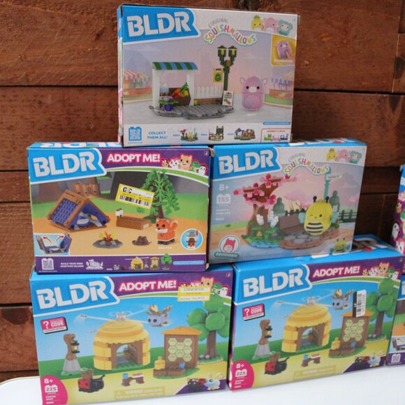 BLDR Building Sets Bundle of 7 Includes Adopt Me Squishmallows Construction Kits - Picture 2 of 7